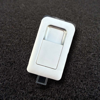 Metal Catches (10 pack)