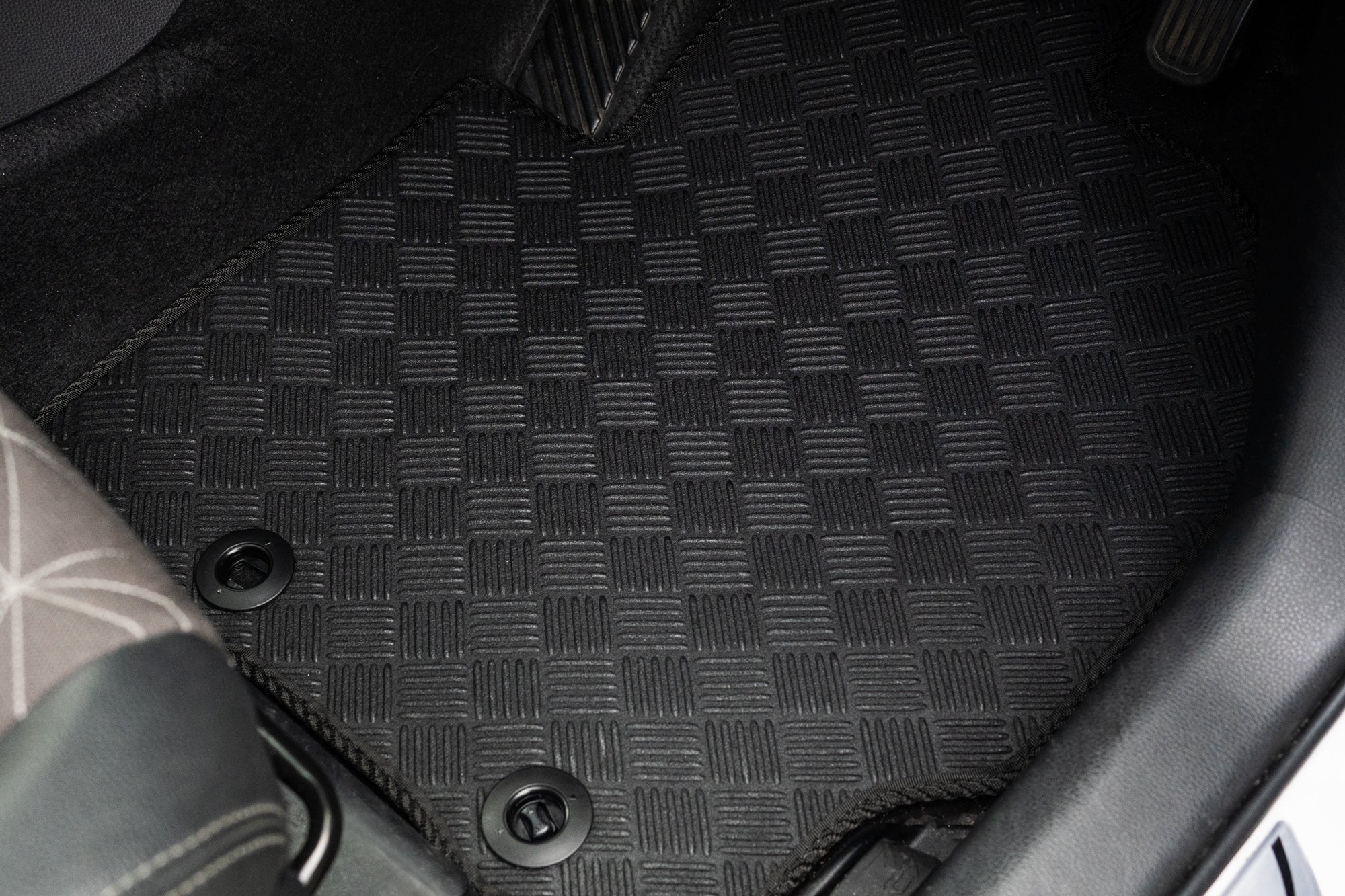 FORD Transit Custom Lwb 2013 >> Van Rear Section Tailored Va | Atlas